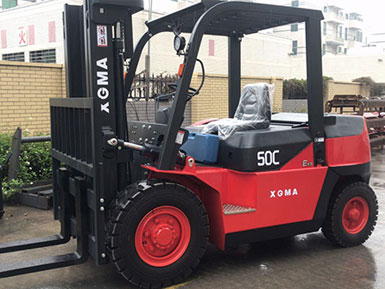 恭喜今日銷售部又出一單！廈工5.0T叉車壹臺(tái)